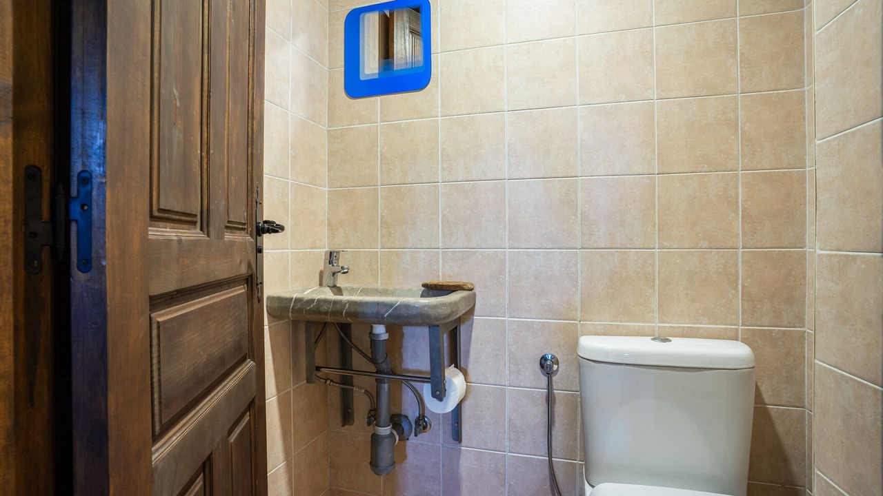 Photo of Bathroom in Cardes