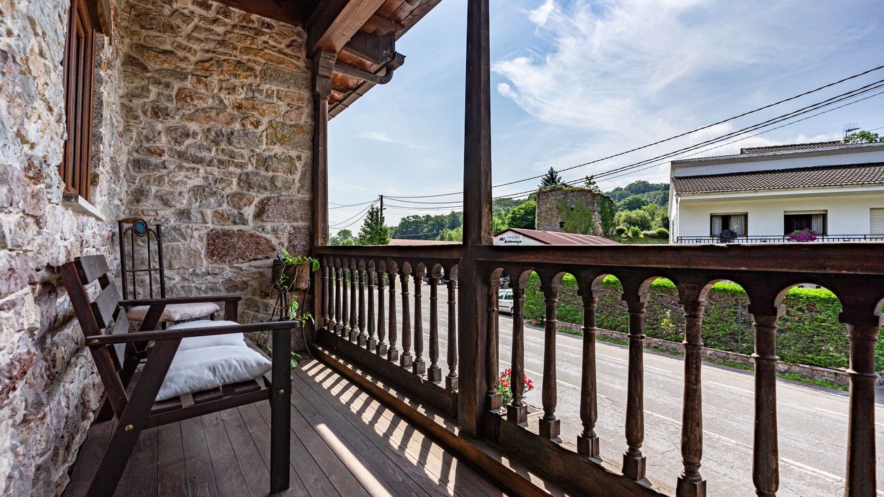 Photo of Patio Balcony in Cardes