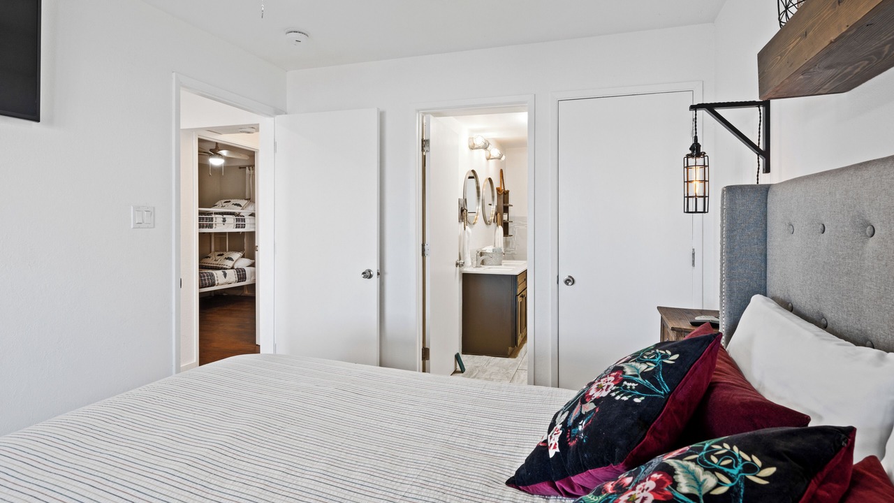 Photo of Bedroom in Lower Lake