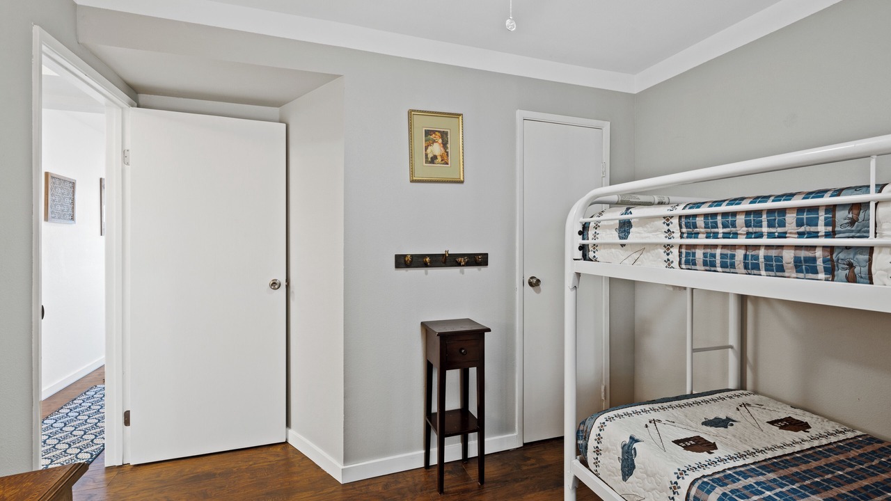 Photo of Bedroom in Lower Lake