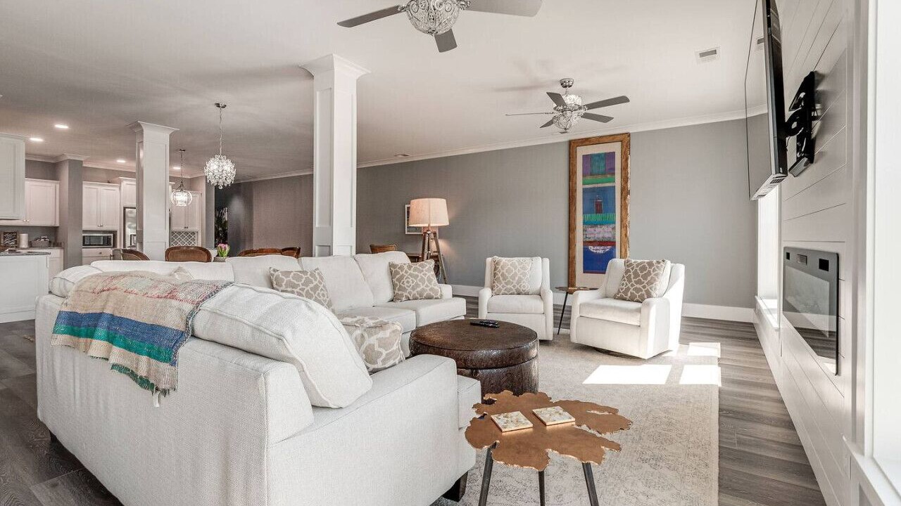 Photo of Livingroom in Smithville