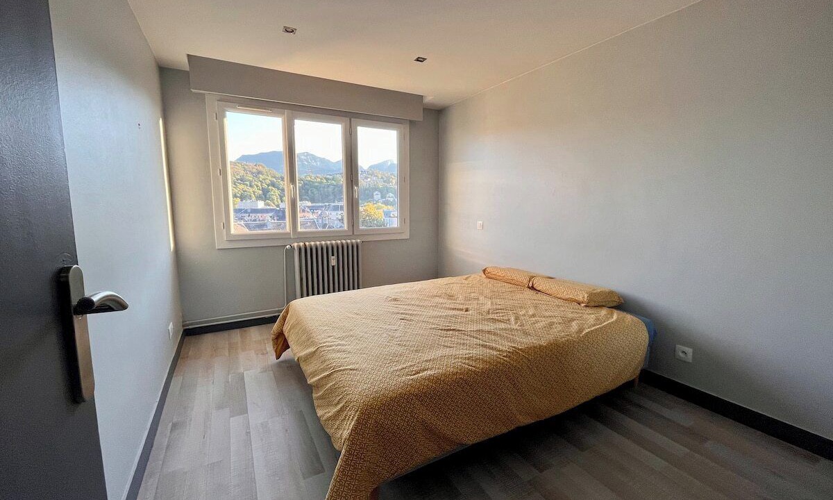 Photo of Bedroom in Chambery