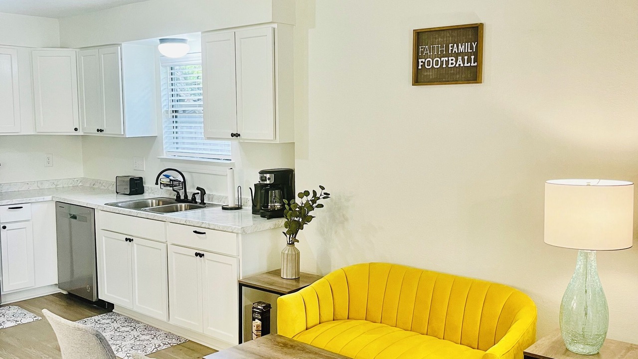 Photo of Livingroom in Wheeler Ridge