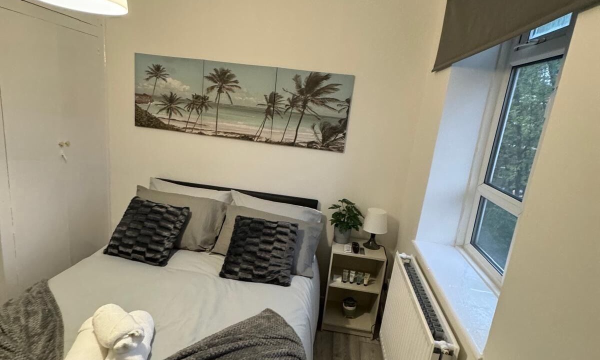 Photo of Bedroom in Bromley South