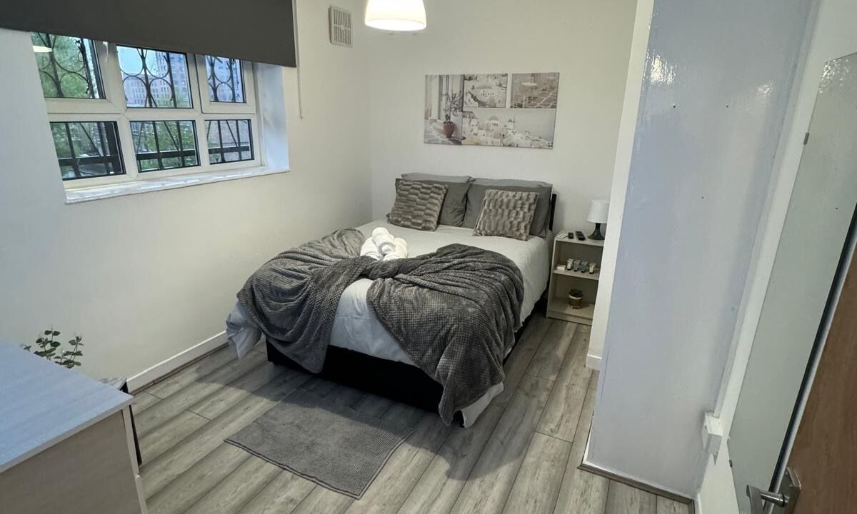 Photo of Bedroom in Bromley South