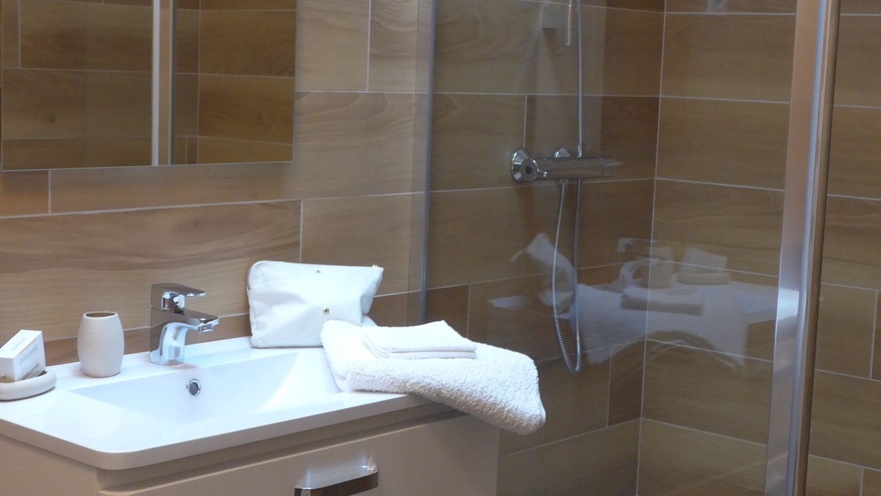 Photo of Bathroom in Combourg