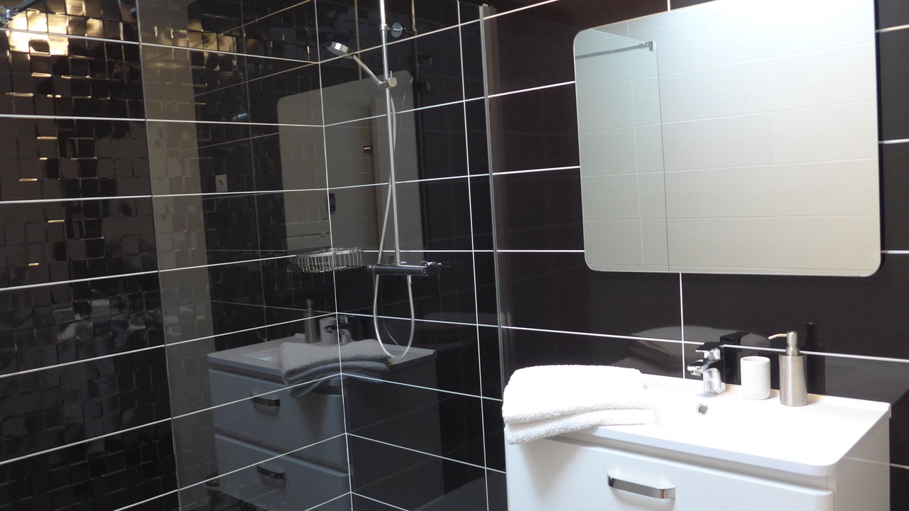 Photo of Bathroom in Combourg