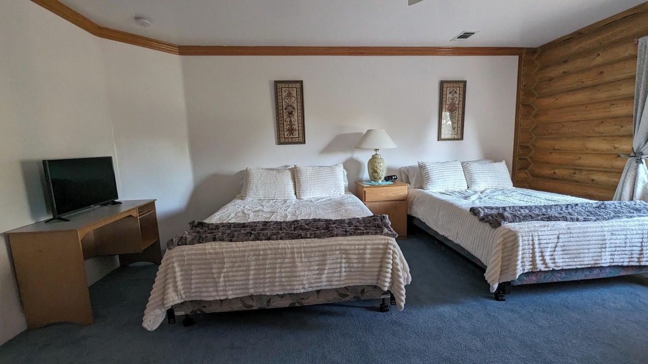 Photo of Bedroom in Hot Springs