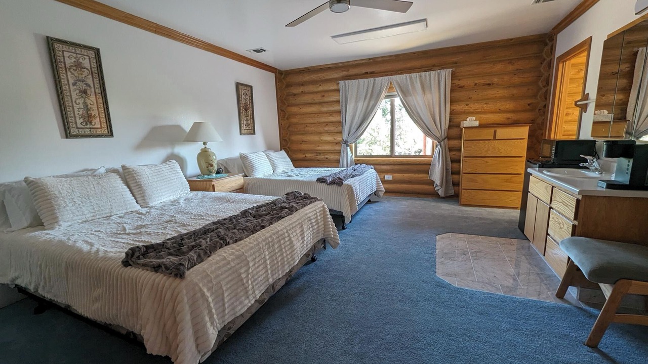 Photo of Bedroom in Hot Springs