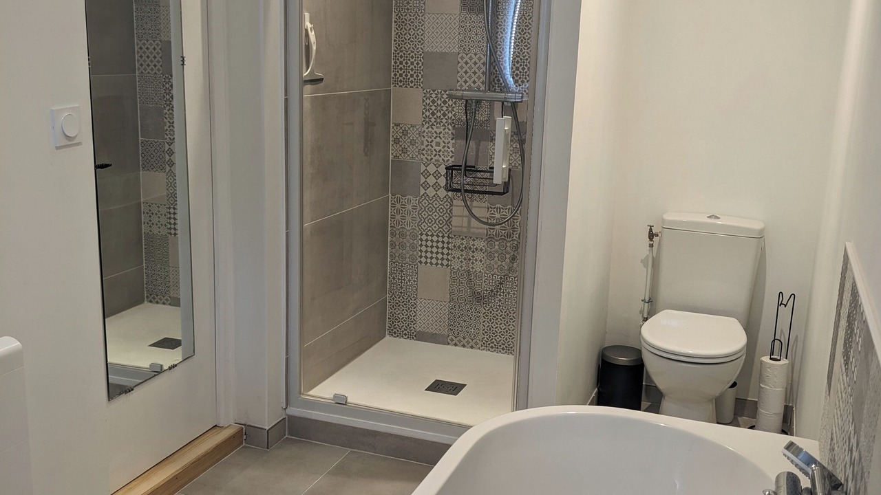 Photo of Bathroom in Fourneville