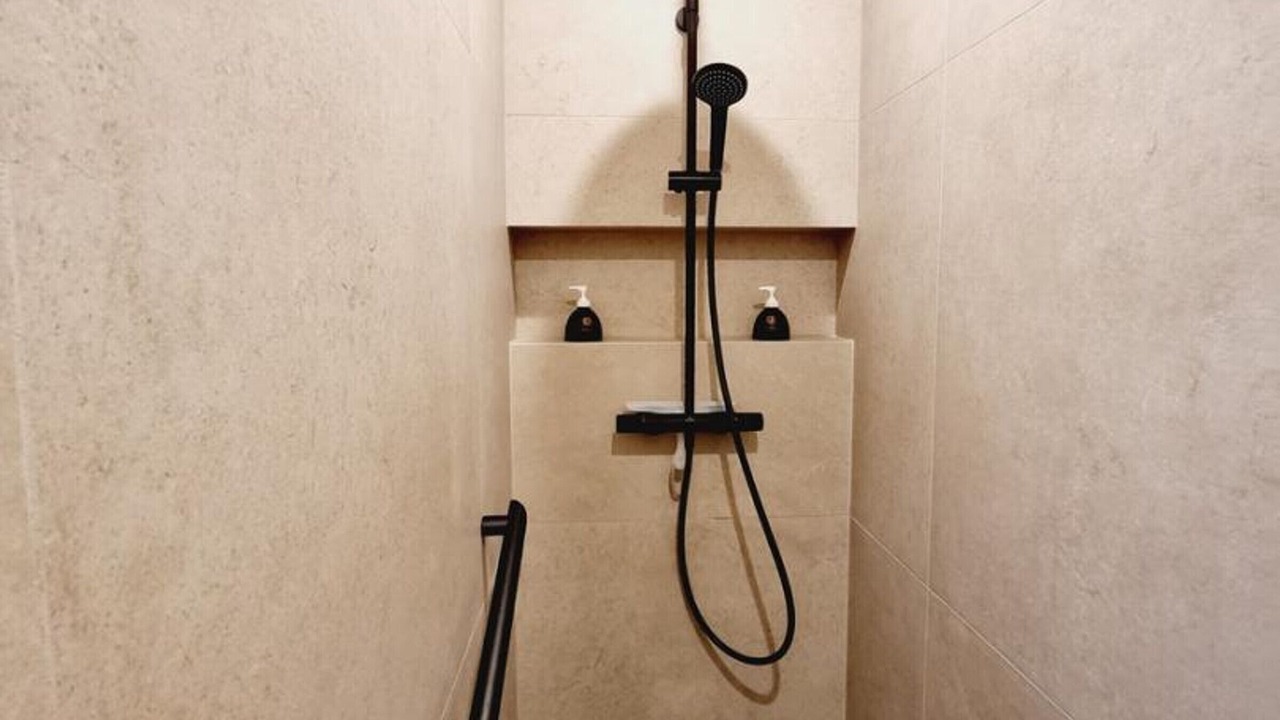 Photo of Bathroom in Saint-Andre-lez-Lille