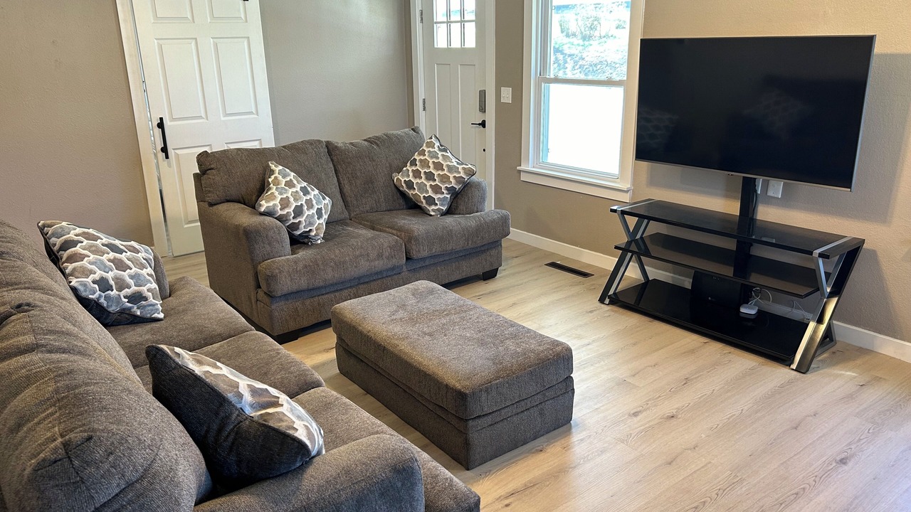 Photo of Livingroom in Gallatin