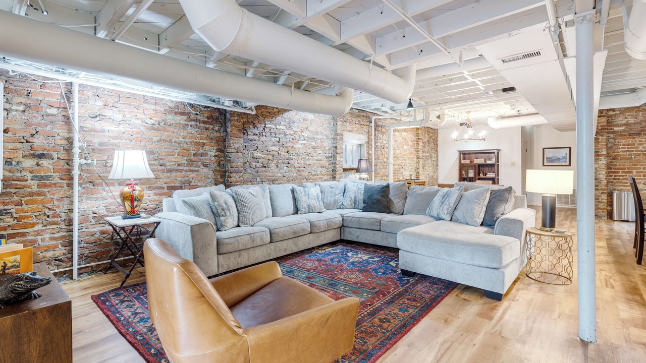 Photo of Livingroom in Milton