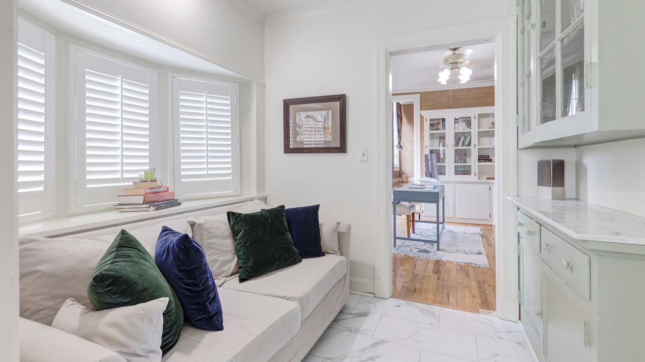 Photo of Livingroom in Milton