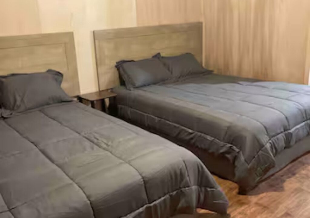 Photo of Bedroom in Eminence