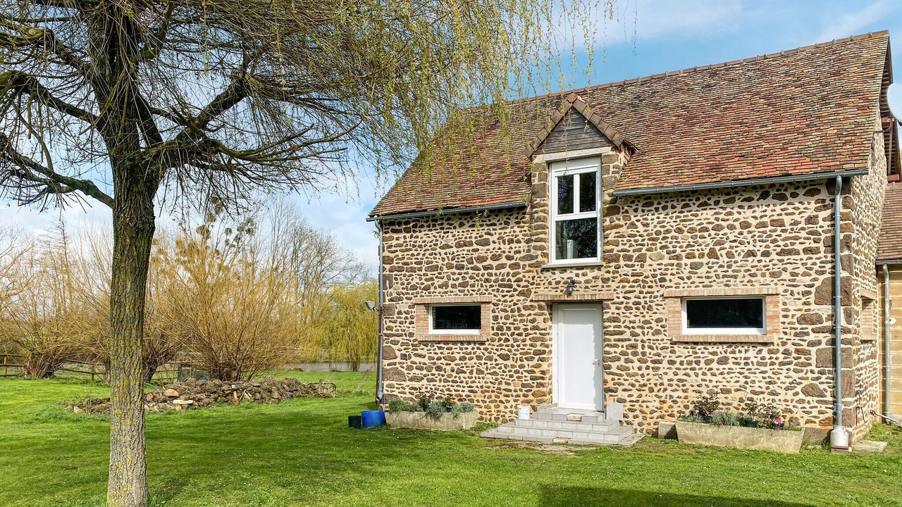 Photo of Others in Moitron-sur-Sarthe