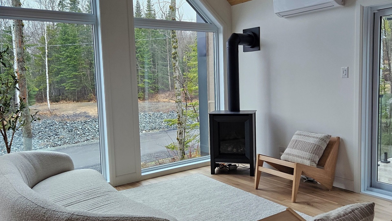 Photo of Livingroom in Adstock