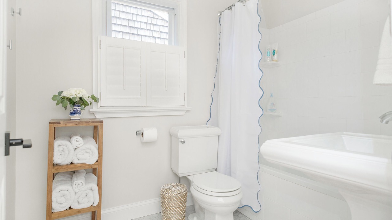 Photo of Bathroom in Murray Hill