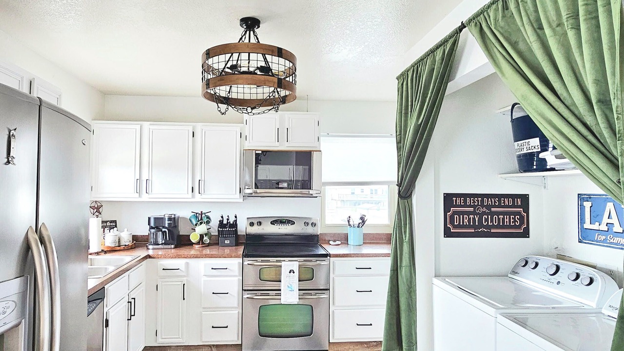 Photo of Kitchen in Jamaica Beach