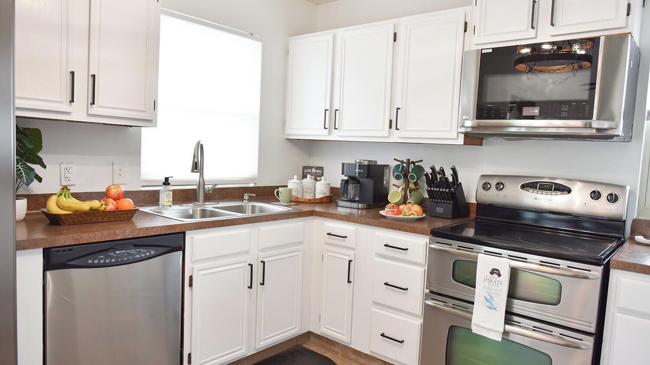 Photo of Kitchen in Jamaica Beach
