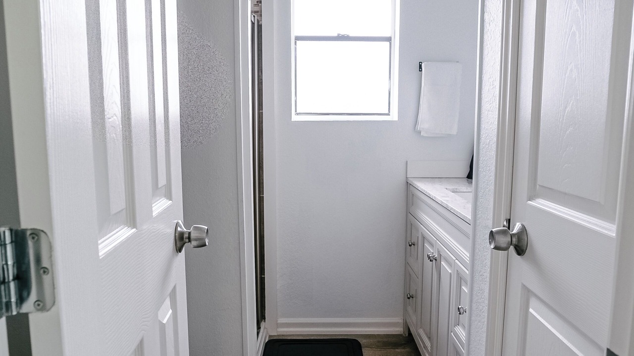 Photo of Bathroom in Jamaica Beach