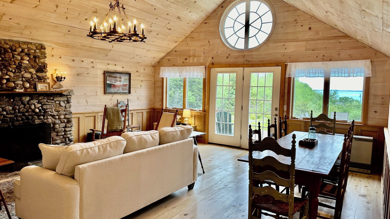 Photo of Livingroom in Steuben