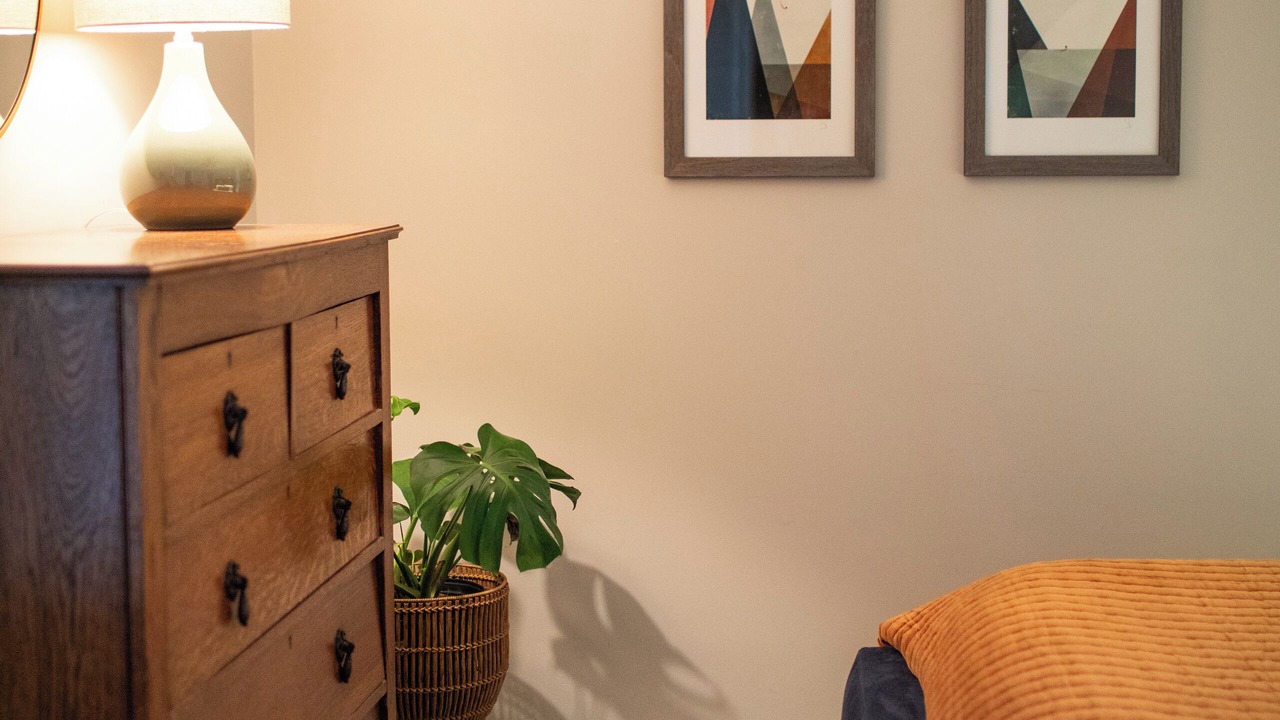 Photo of Bedroom in Oakland