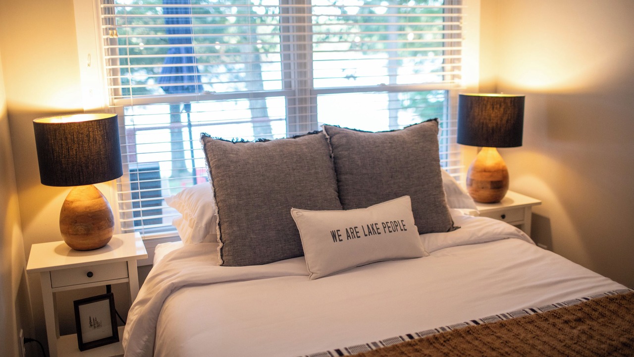 Photo of Bedroom in Oakland