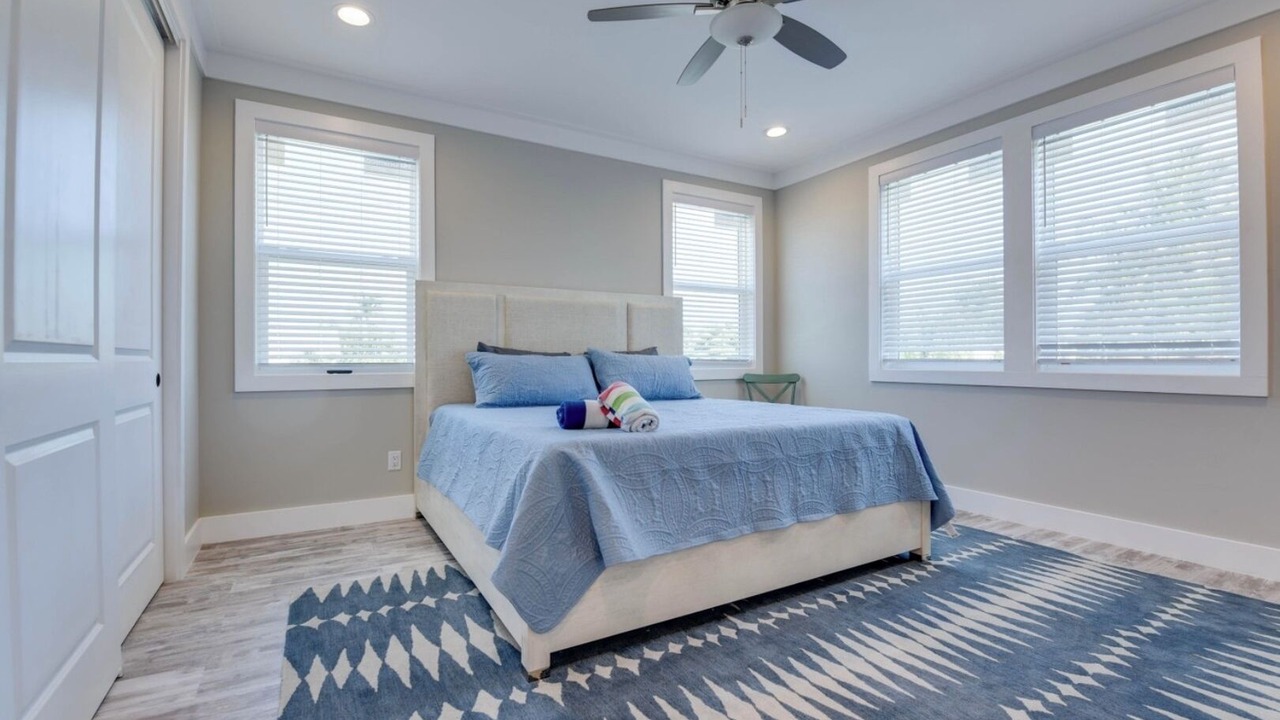 Photo of Bedroom in Midtown