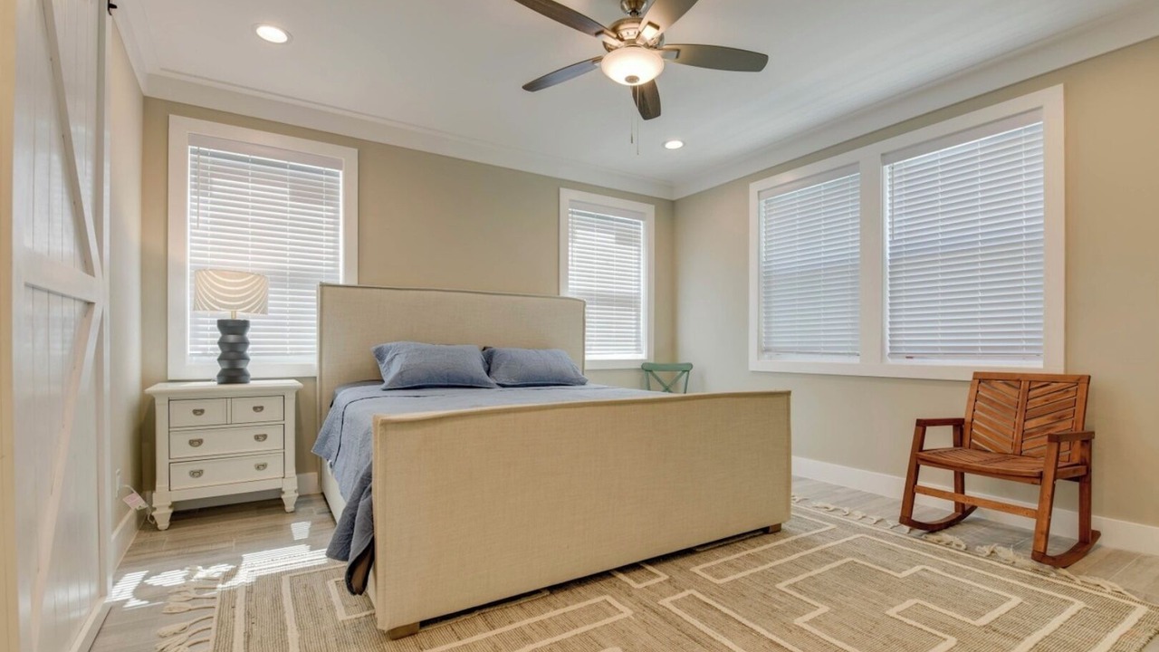 Photo of Bedroom in Midtown