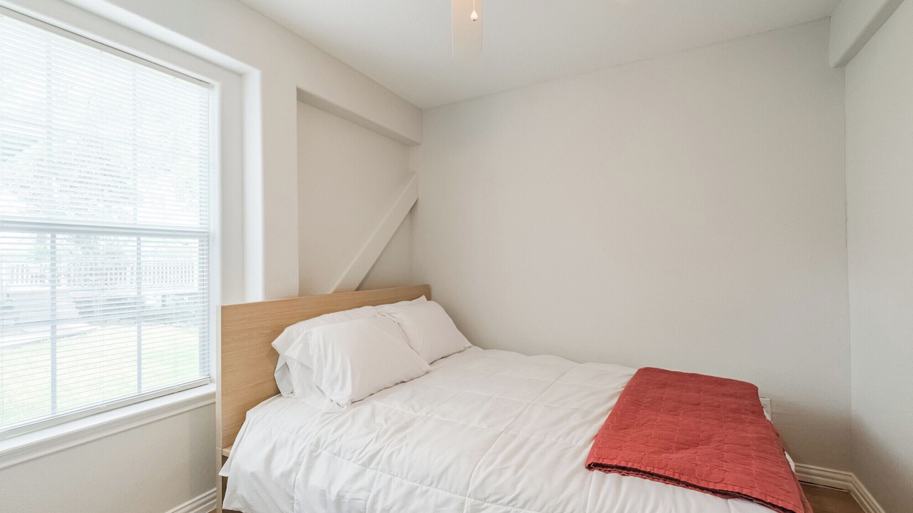 Photo of Bedroom in Livingston