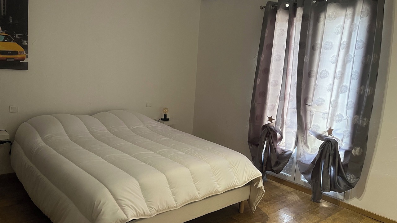 Photo of Bedroom in Bedarrides