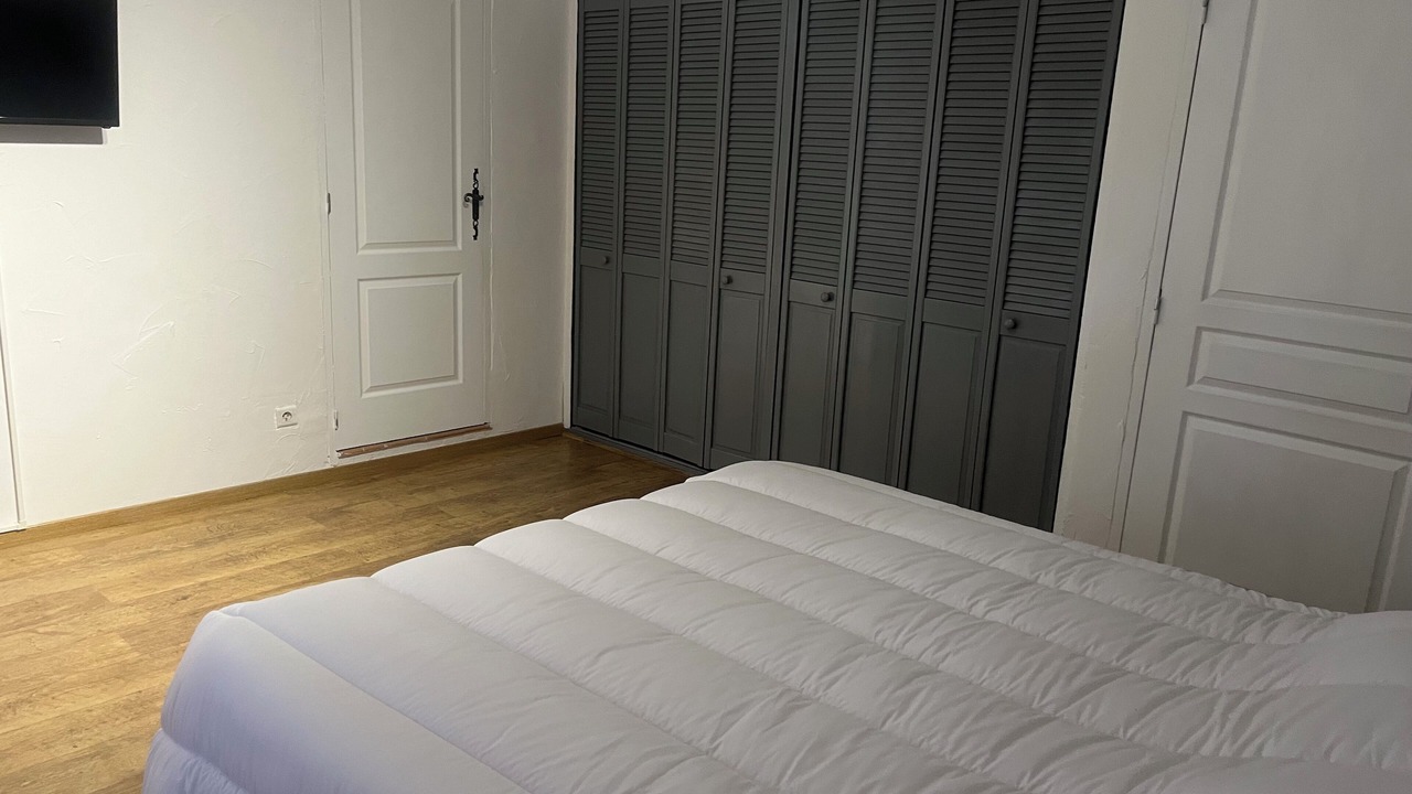 Photo of Bedroom in Bedarrides