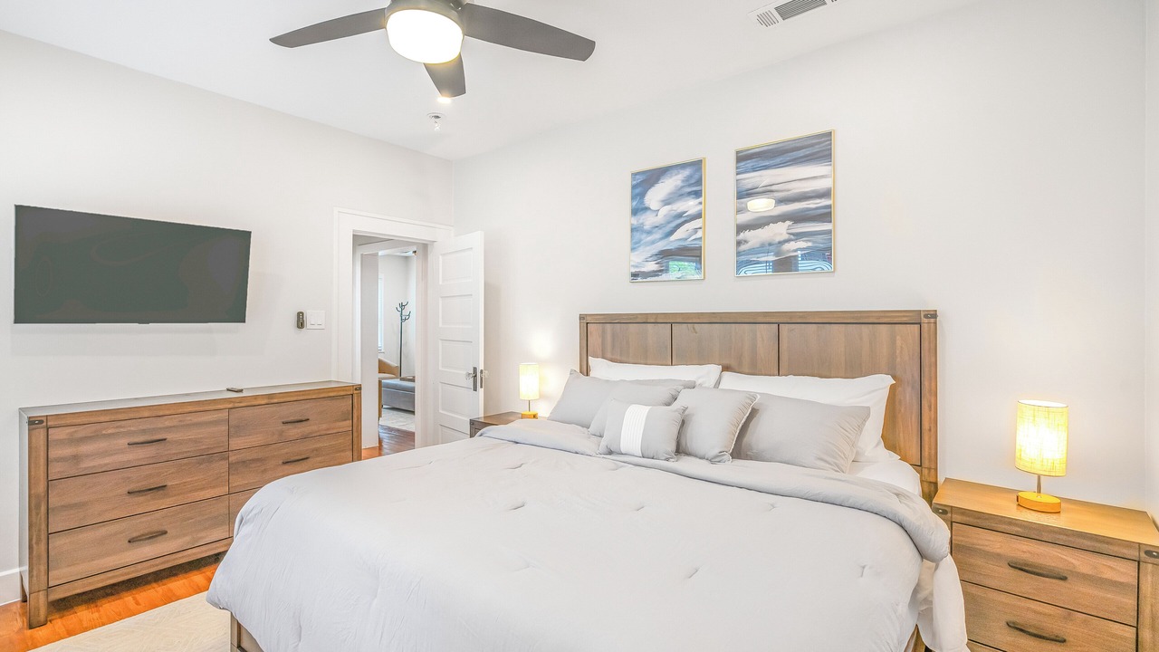 Photo of Bedroom in Hyde Park