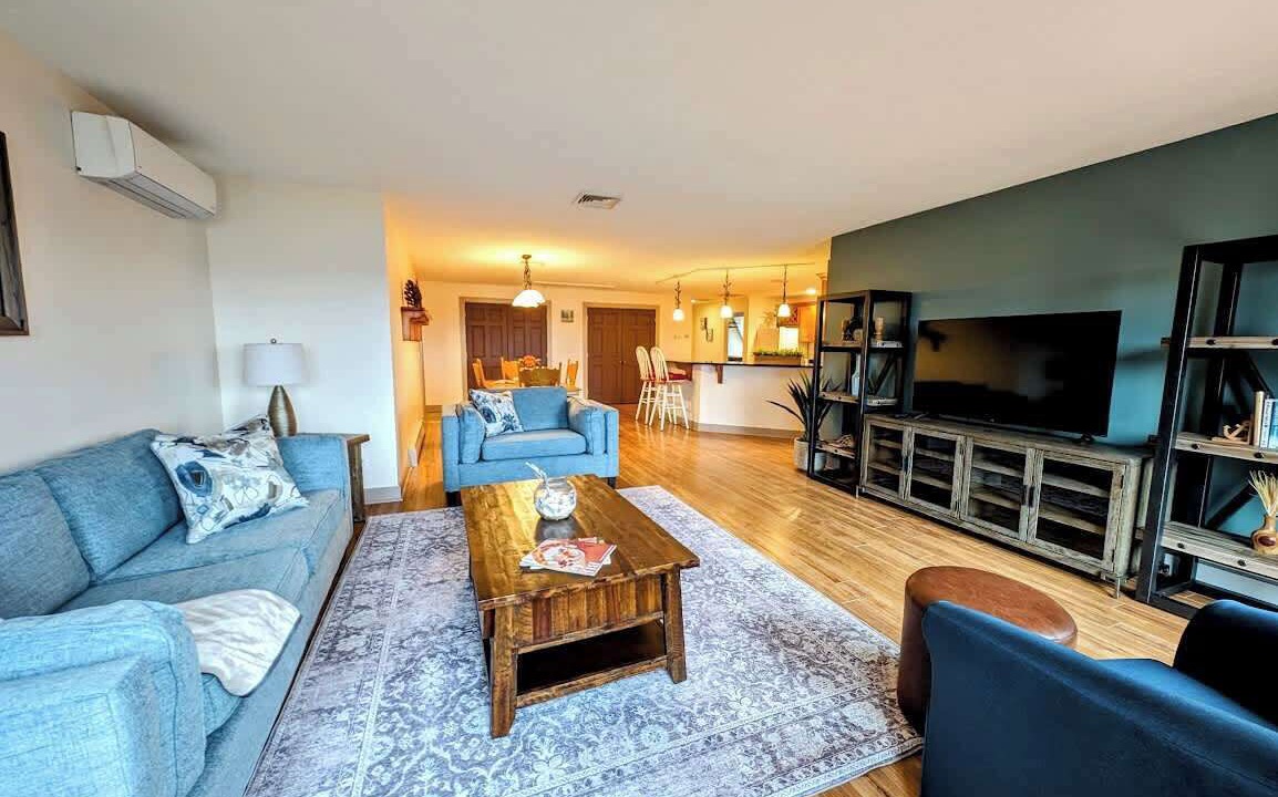 Photo of Livingroom in Trenton