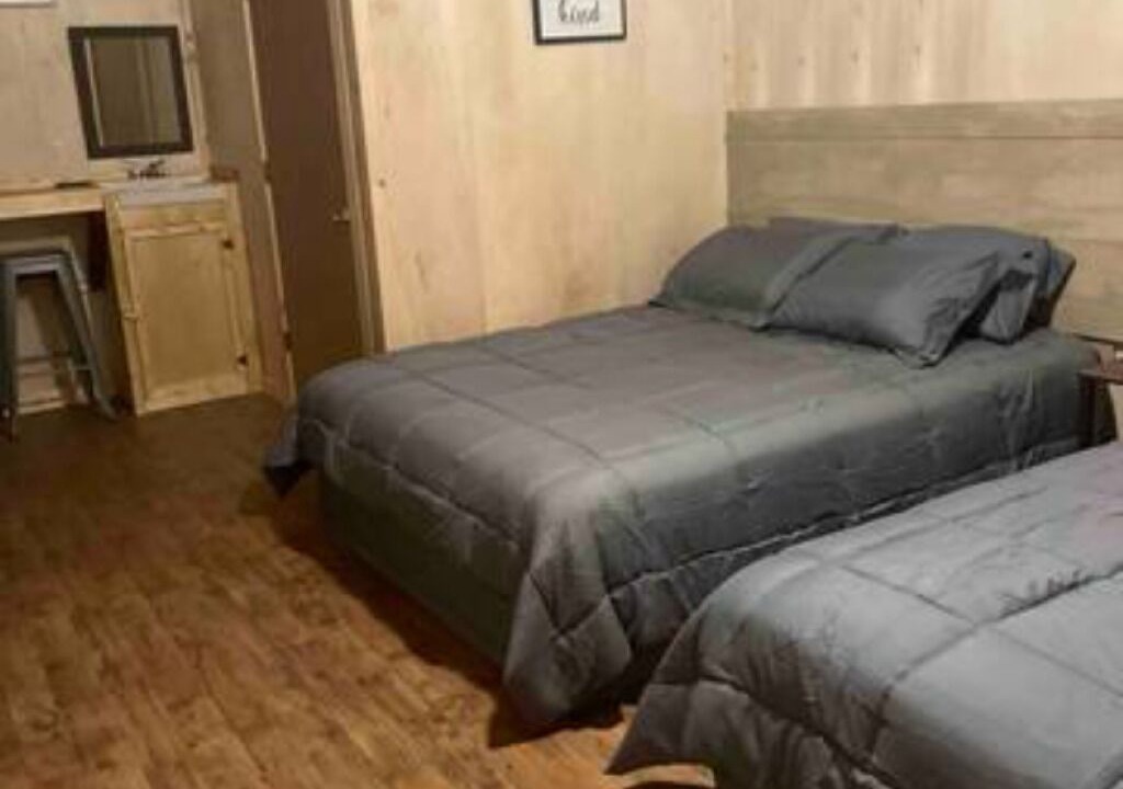 Photo of Bedroom in Eminence