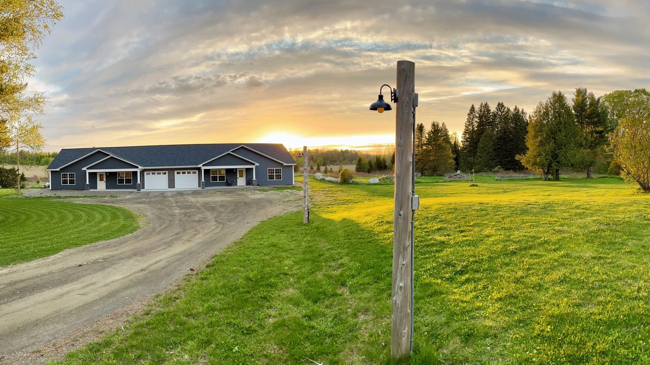 Photo of Outdoor in Linneus
