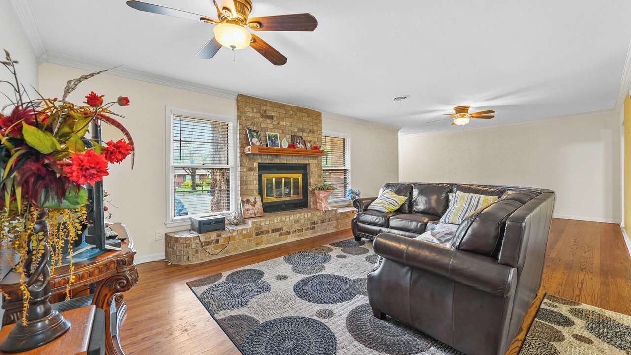 Photo of Livingroom in Hurst