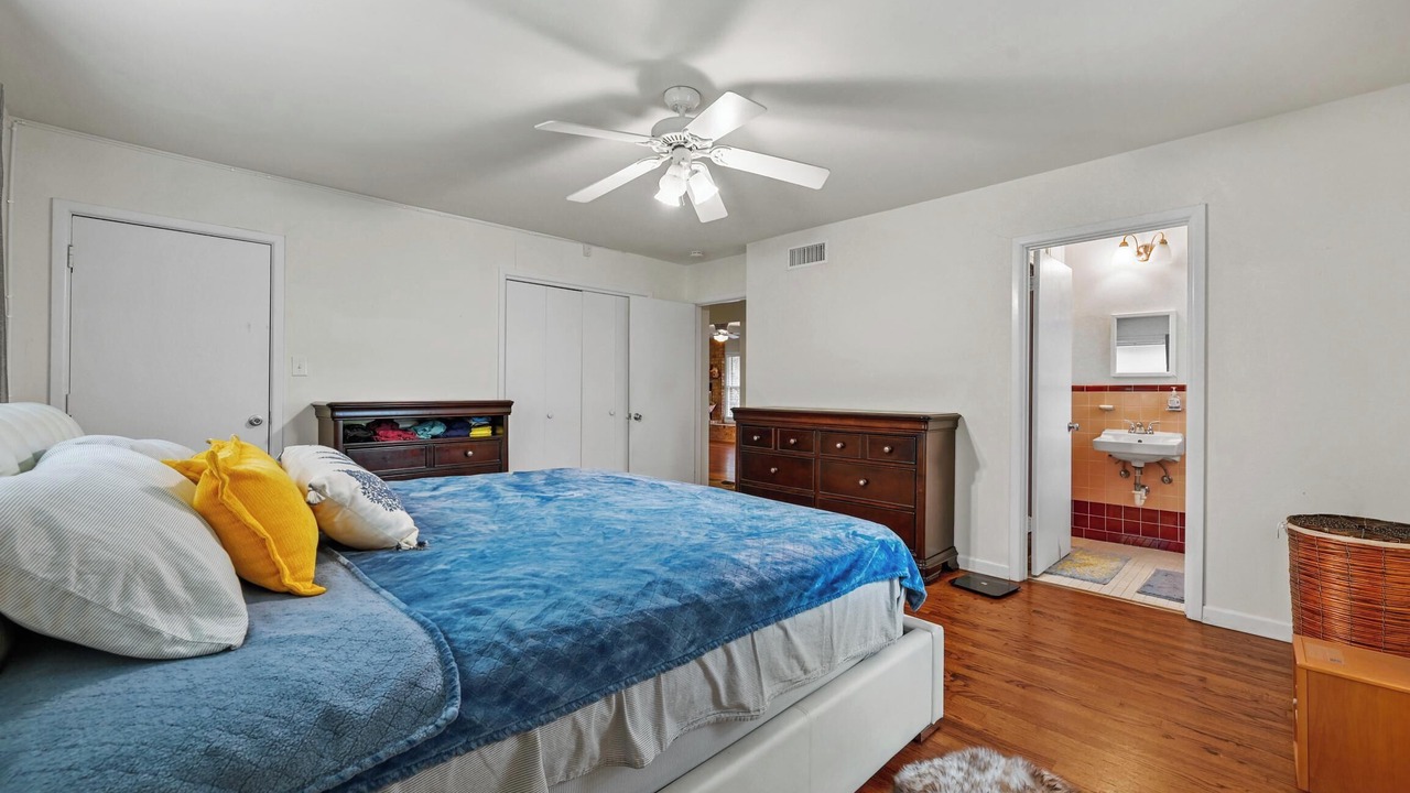 Photo of Bedroom in Hurst