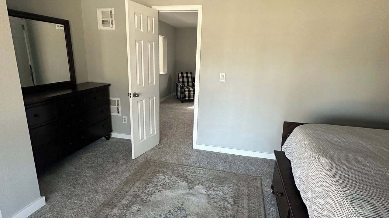 Photo of Bedroom in Greenfield