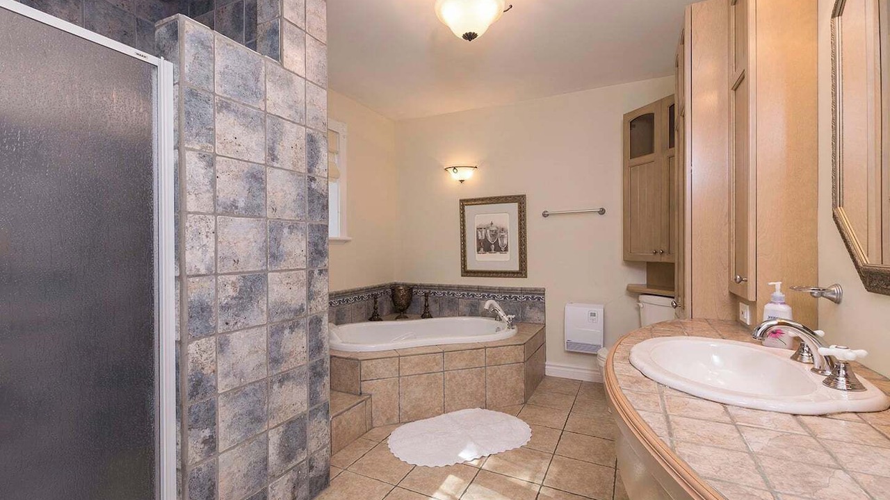 Photo of Bathroom in Saint Irenee