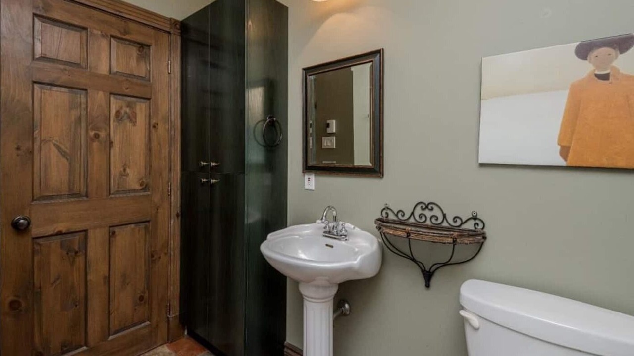 Photo of Bathroom in Saint Irenee