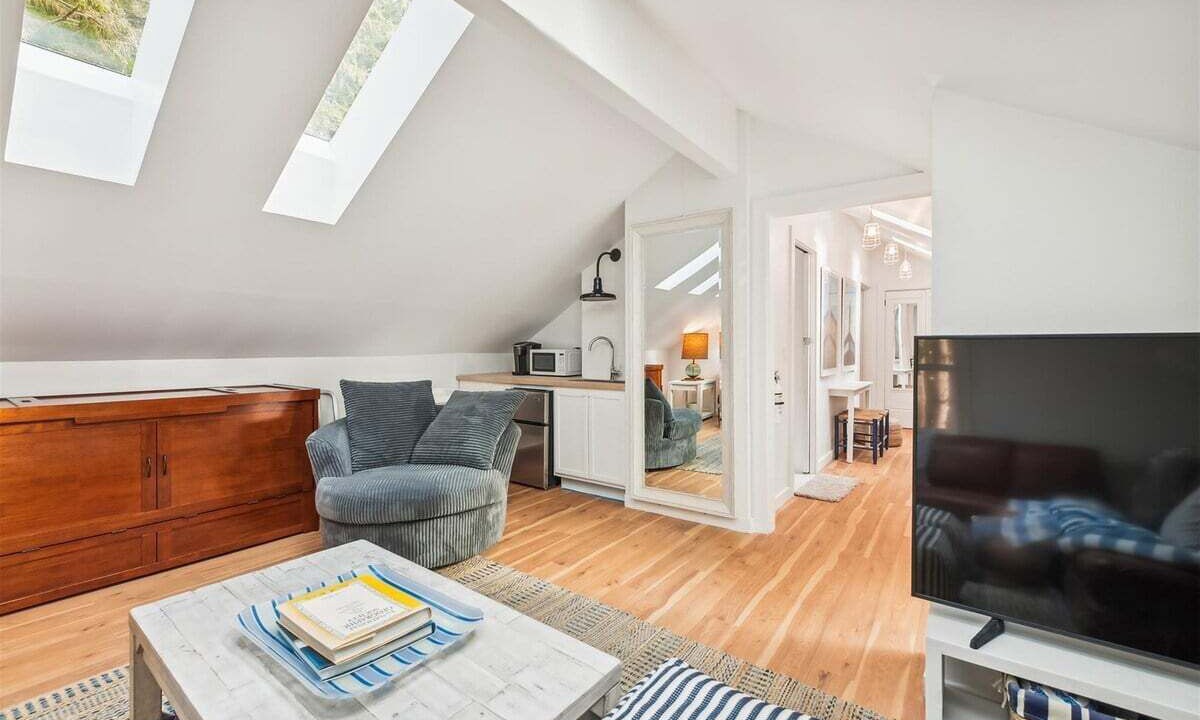 Photo of Bedroom in Arch Cape