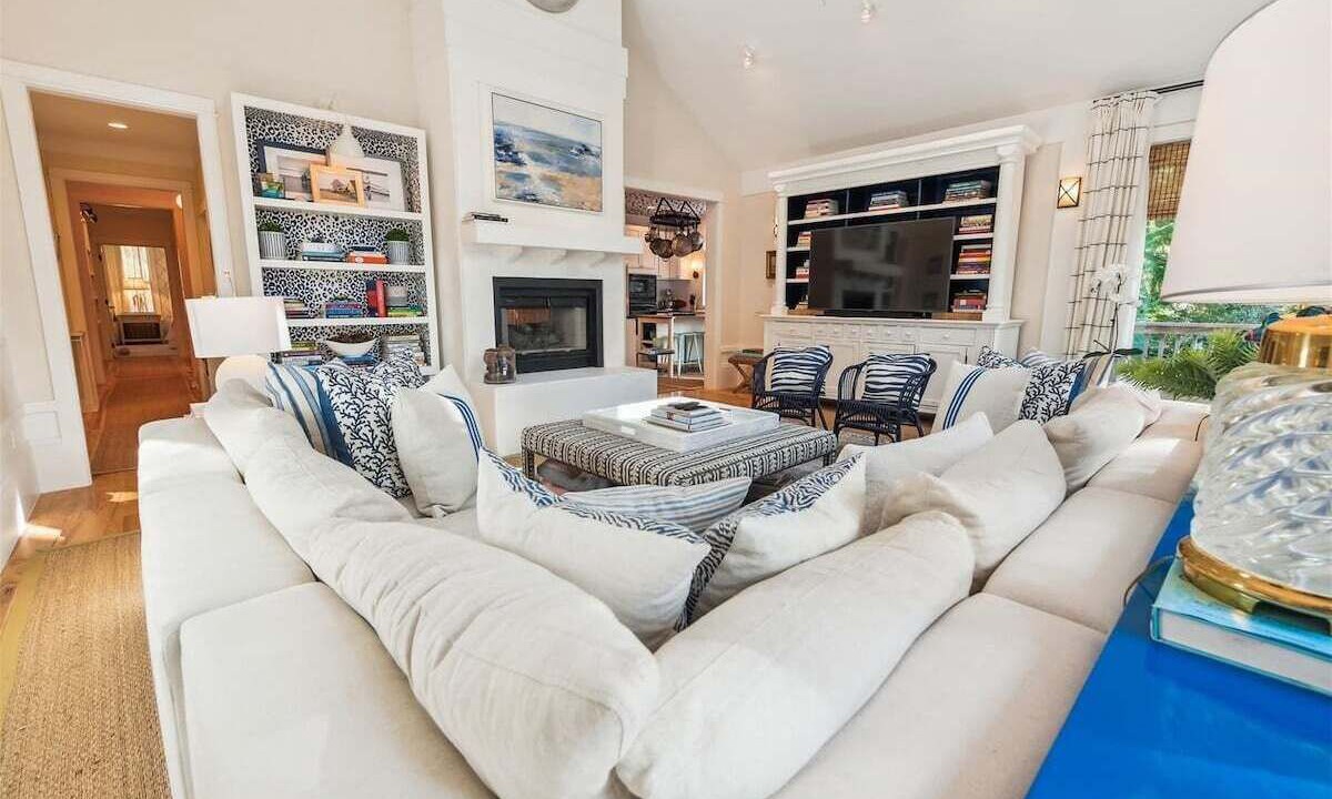 Photo of Bedroom in Arch Cape