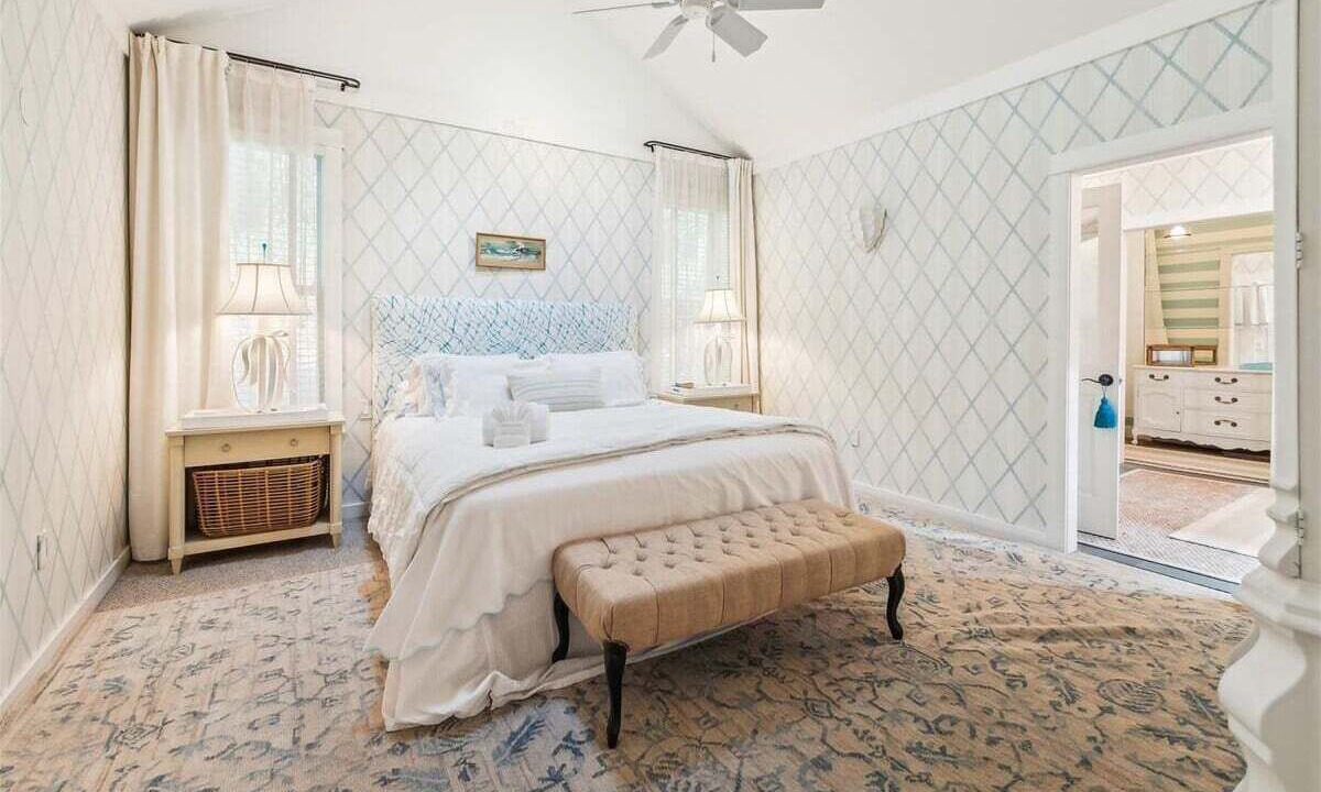 Photo of Others in Arch Cape