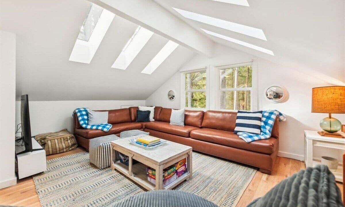 Photo of Bedroom in Arch Cape