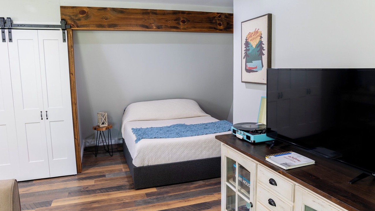 Photo of Bedroom in Canandaigua