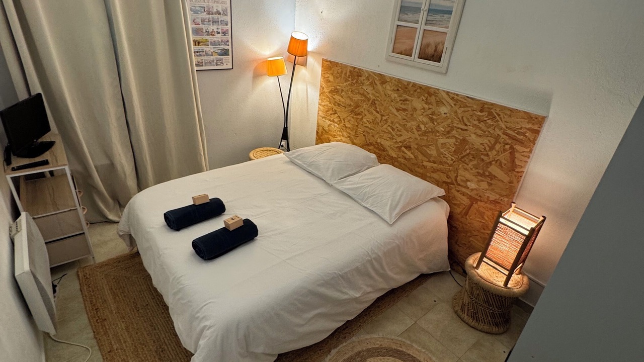 Photo of Bedroom in Saint-Laurent-d'Aigouze