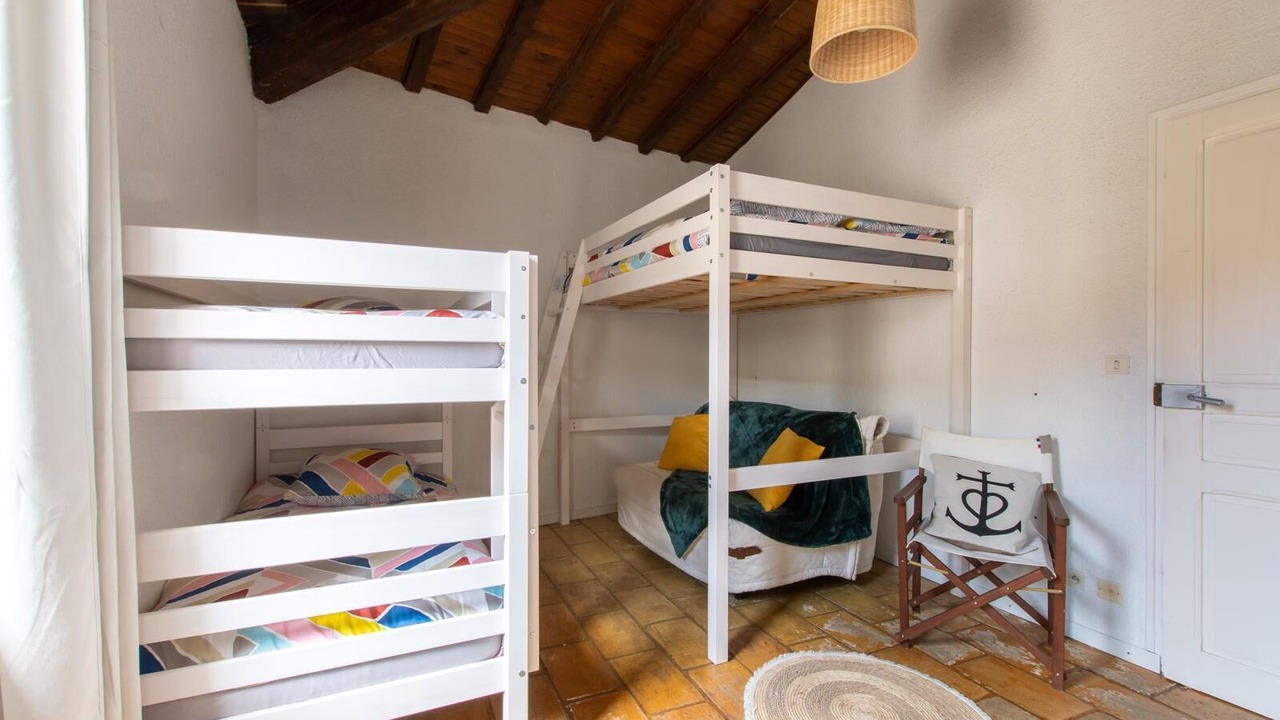 Photo of Bedroom in Saint-Laurent-d'Aigouze