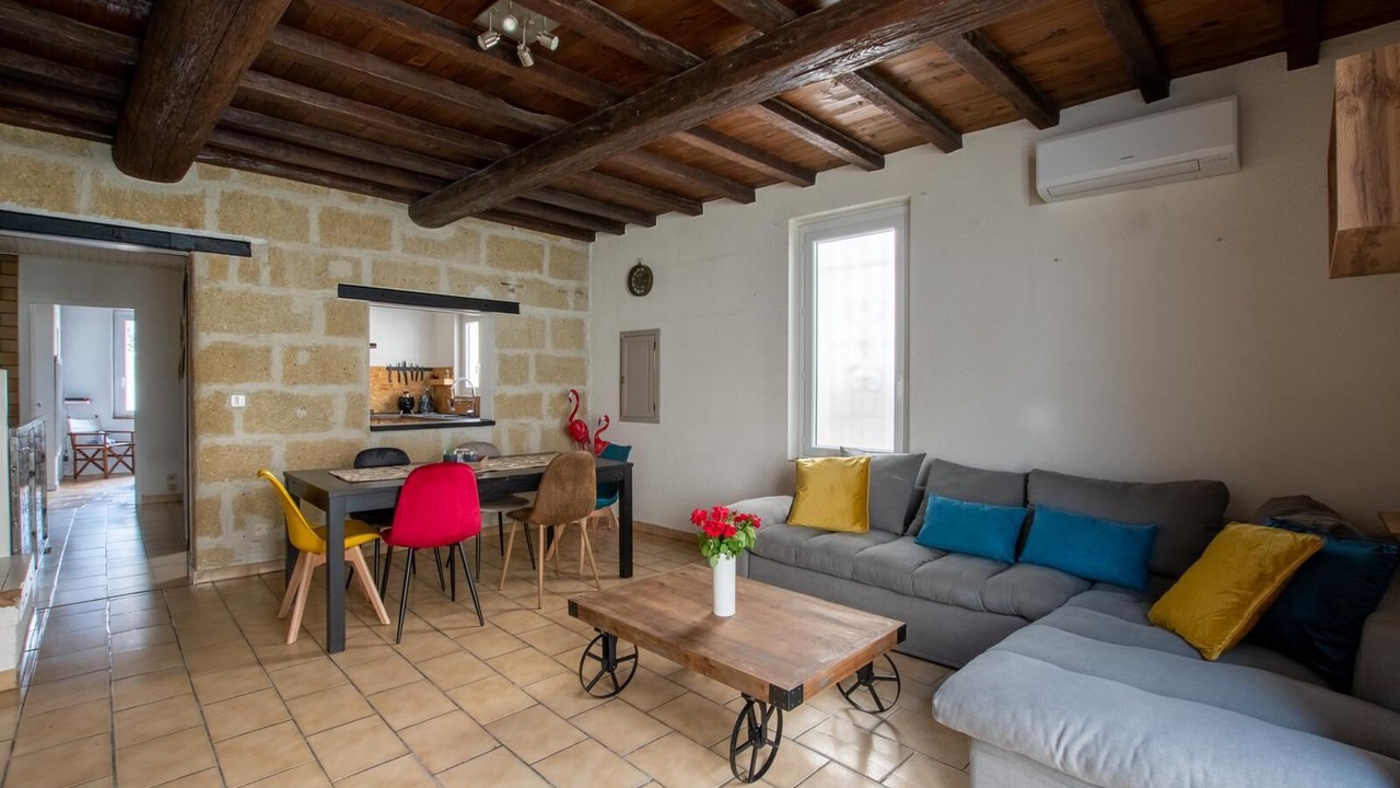 Photo of Livingroom in Saint-Laurent-d'Aigouze